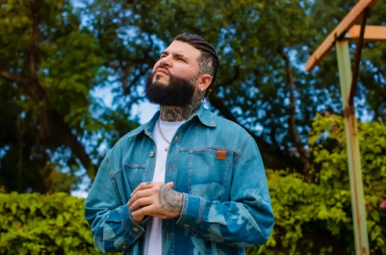 Reggaetón con religión: Farruko, Daddy Yankee y más artistas urbanos que han acogido la fe